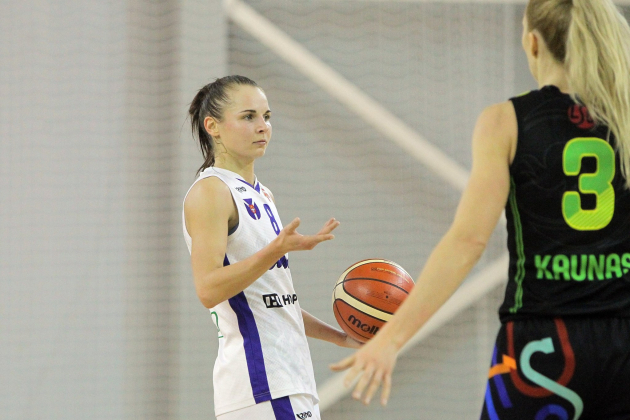 2016-2017 m. sezone Gabrielė Gutkauskaitė-Šulskė atstovavo Kauno r. „Hoptrans-Sirenoms“ 2016-2017 m. sezone Gabrielė Gutkauskaitė-Šulskė atstovavo Kauno r. „Hoptrans-Sirenoms“