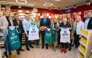 Nacionalinis moterų krepšinio centras Kaune: „Už moteris!“ ir „Už sėkmę!“