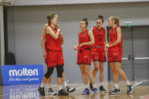 „Adma“ Moterų lygos komentarai: Vilniaus „Kibirkštis“ – LCC tarptautinis universitetas