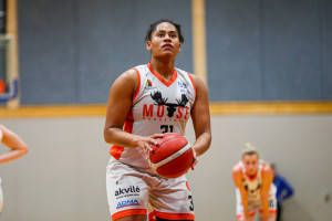 „Adma“ Moterų lygos – „Betsafe“ Baltijos čempionato momentas: K. Dike ir M. P. Dias (LCC)