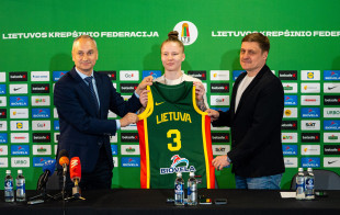 Anskti Lietuvą palikusi Nikitinaitė – apie profesionalės kelio pradžią ir stiprybes