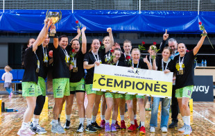 Pratęsimo dramoje triumfavęs „Alytus-GUT.LT“ trečiąkart iškovojo B div. čempionių trofėjų