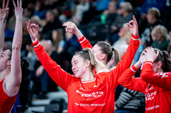„Kibirkšties-TOKS“ veidas: Miknaitė dar sezoną žais sostinėje